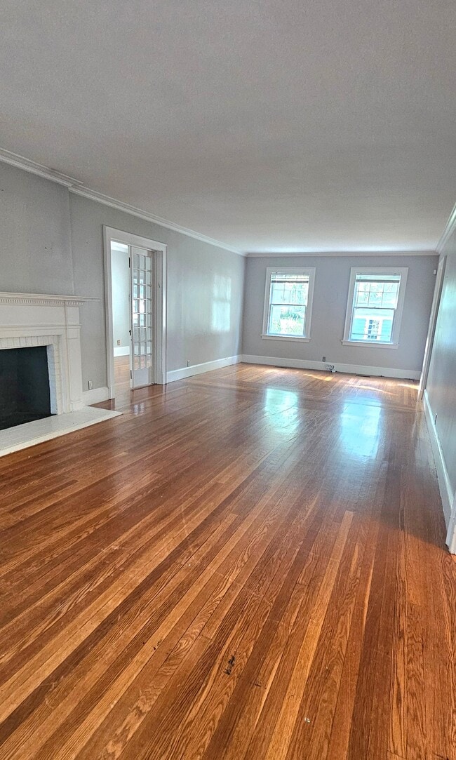 526 Ellsworth Ave