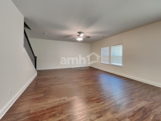 Photo - 5957 Hagar Vly Dr