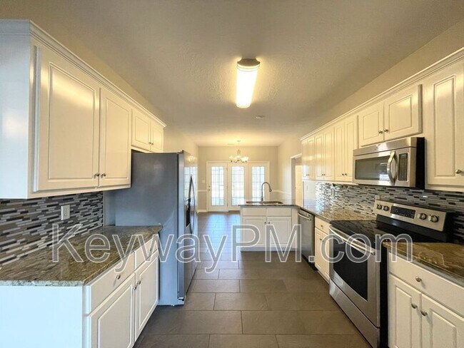 Photo - 2009 Magnolia Pkwy