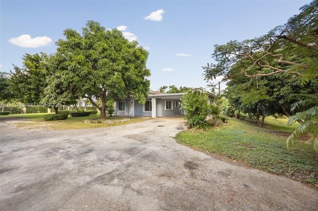 Photo - 9340 SW 174th St