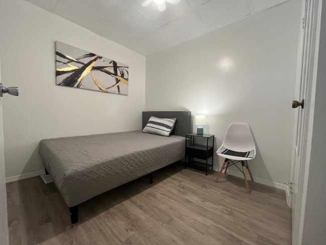 Photo - 920 N 9th St Rd Unit 5