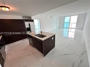 Photo - 1900 N Bayshore Dr Unidad # 3202 Rental