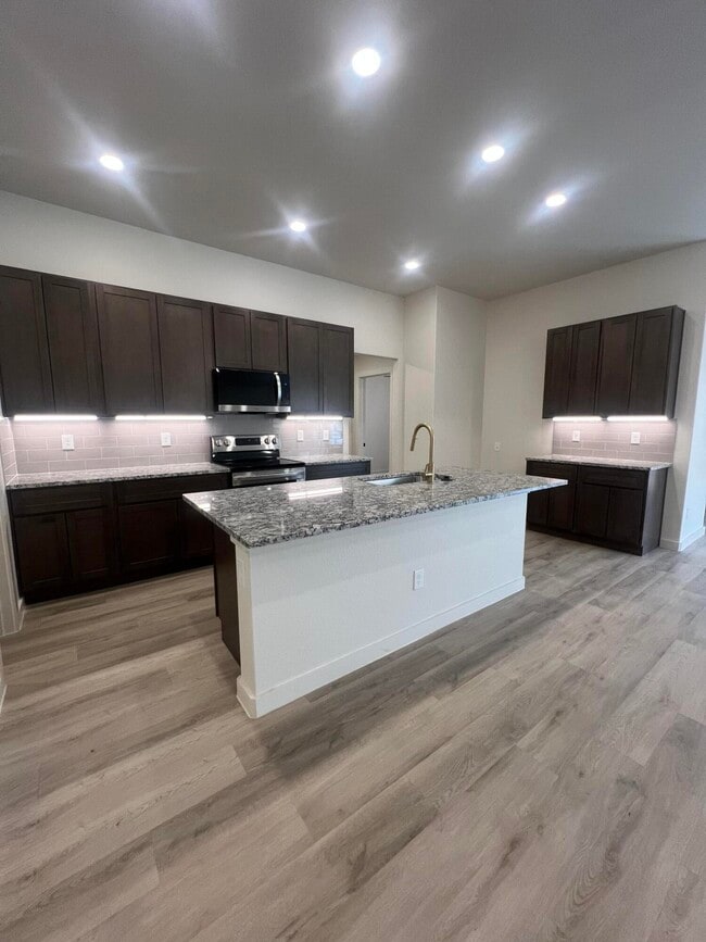 Photo - 13815 Gary Ave