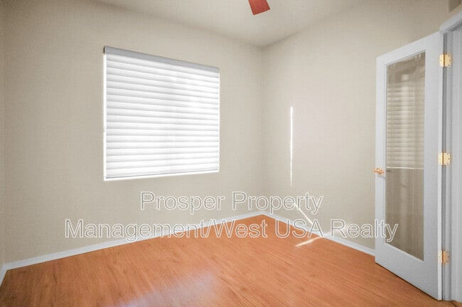 Photo - 17547 W Calistoga Dr