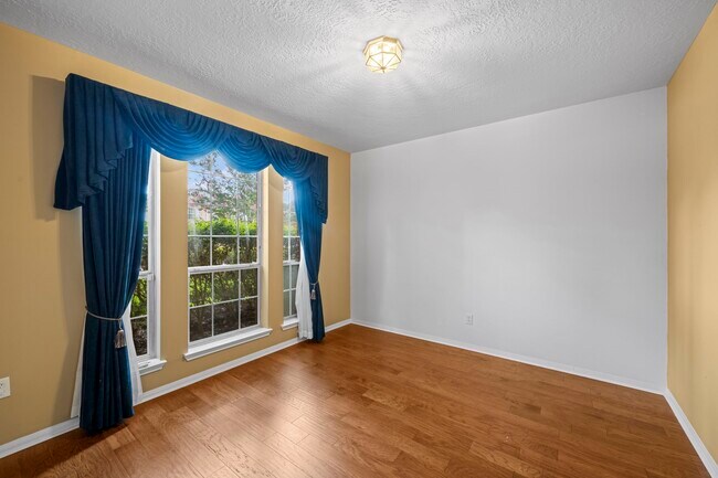 Photo - 17107 Cradle Cove Ct