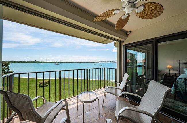 6291 Bahia Del Mar Cir N