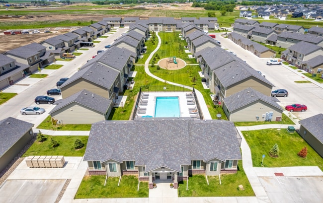 The Commons at Greenway Park - The Commons at Greenway Park Townhomes