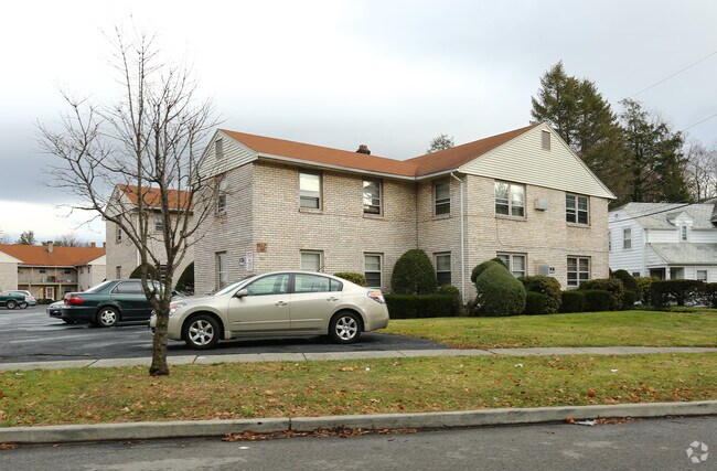 Hamilton Garden Apartments - Hamilton Garden Apartments