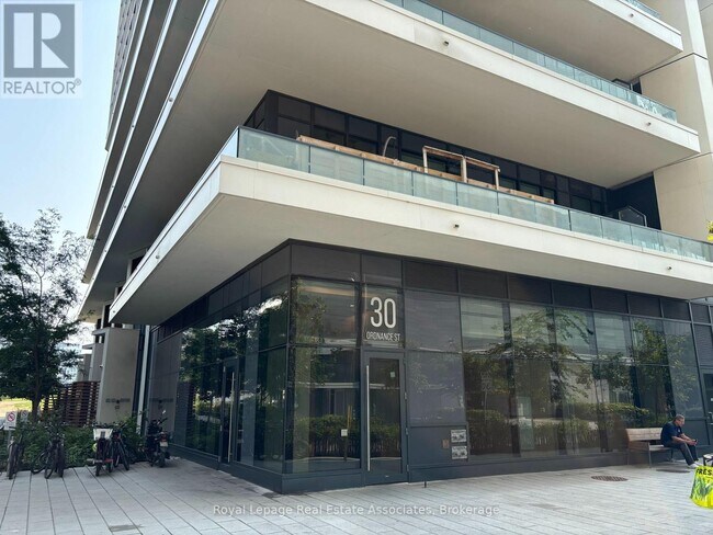 Photo - 30 Ordnance St Unité 1208