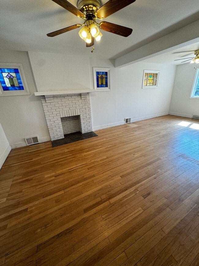 Photo - South Oakland Two Bedroom!