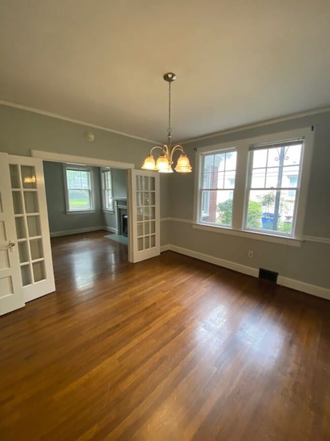 Photo - 3 bedroom 2 bath Heathwood/ Melrose Heights Area
