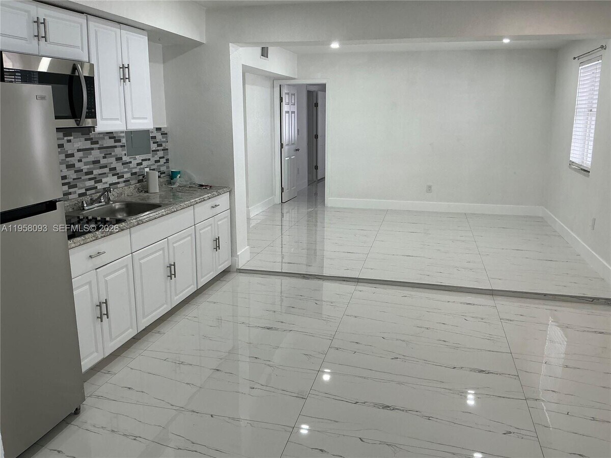 Photo - 14821 SW 104th Ave