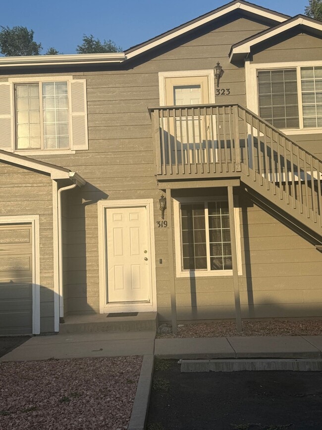Building Photo - 323 Ellers Grove
