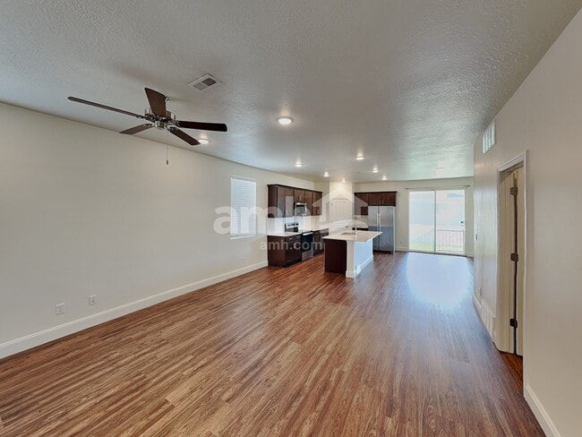 Photo - 2685 W 3290 S