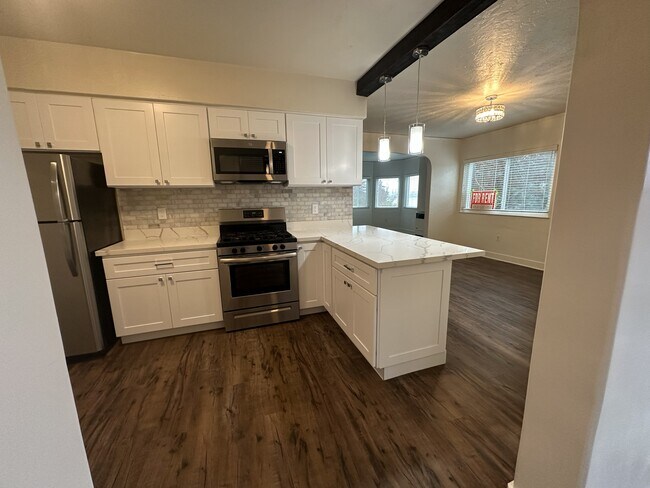 675 Alhambra St Unit 675