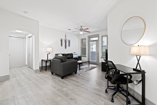 3930 McKinney Ave Unit 264