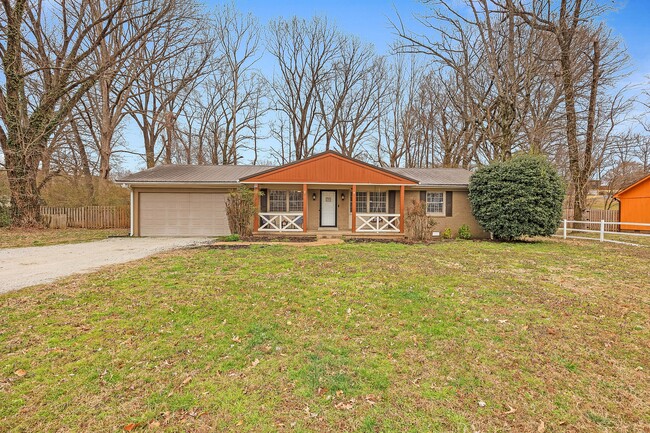 Building Photo - 3120 Old Medina Rd Rental