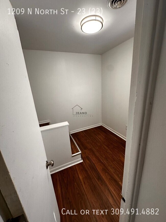 1209 North North Street Unit 23 (23)