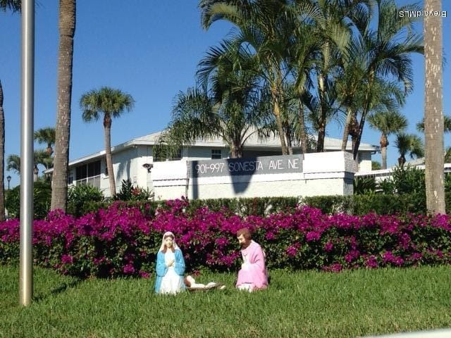 Building Photo - 987 Sonesta Ave NE Unit 207