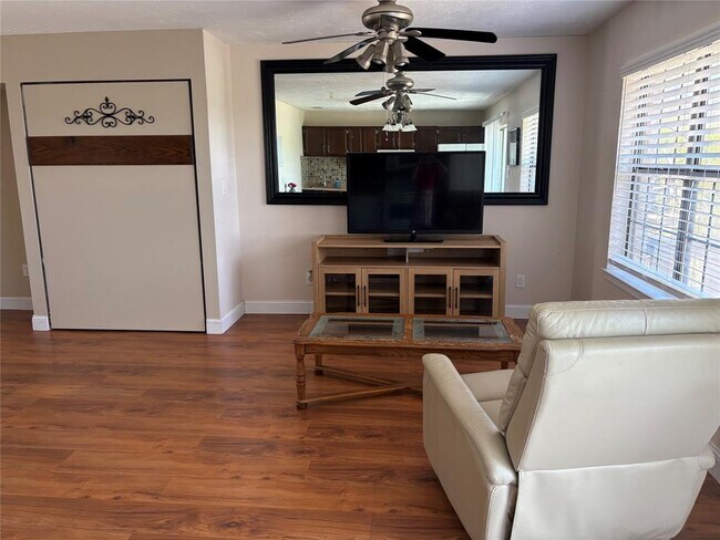 Photo - 21013 Highland Lake Dr