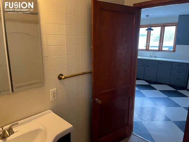 Photo - 61 Front St Unit B