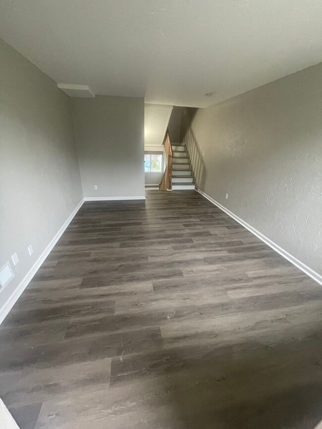 Living room - 8895 N Swan Rd Unit A