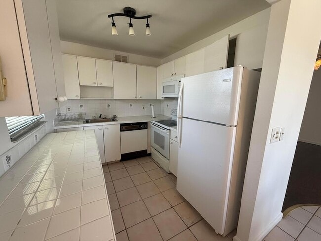 Photo - 516 Saxony Dr