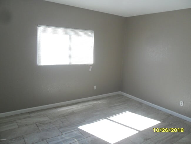 11509 W Charter Oak Rd