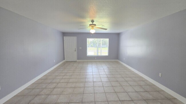 104 Charles Dr