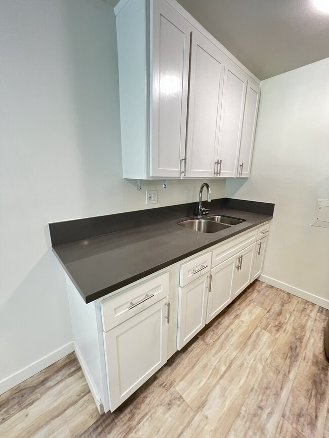 Navy Street Apartments