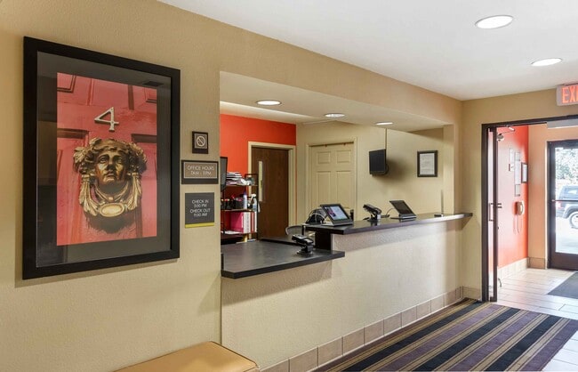 Furnished Studio-Boise - Airport