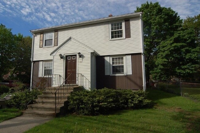 Photo - 122 Warren St Unit 1