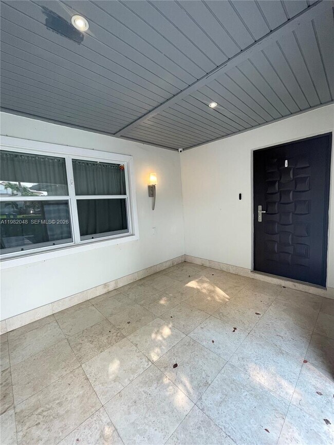 Photo - 2100 Tallahassee