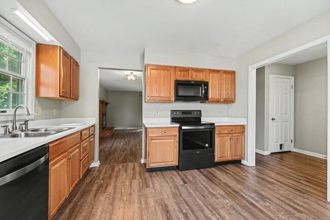 Photo - 616 Park Ridge Dr