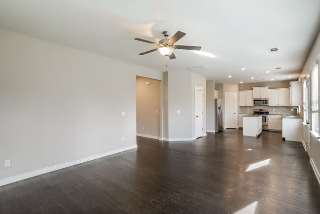 Photo - 2032 Hamilton Hill Dr