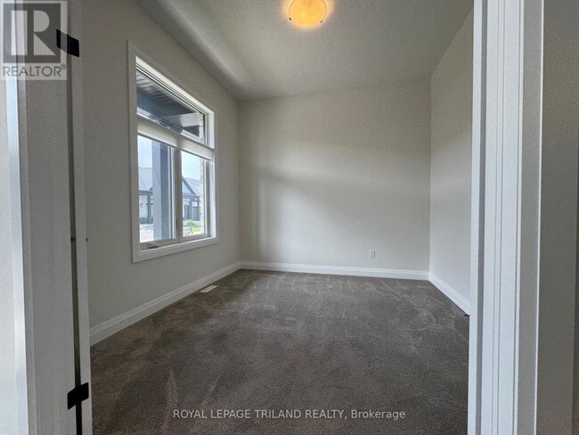 Photo - 63 Compass Trail