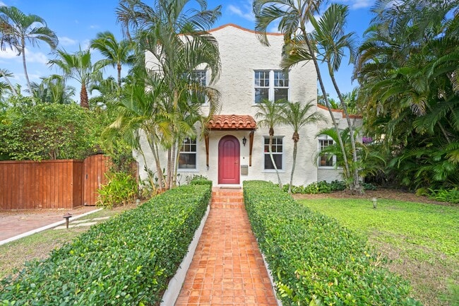 Photo - 727 Claremore Dr