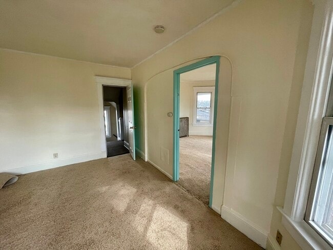 735 Belmont Ave Unit 2
