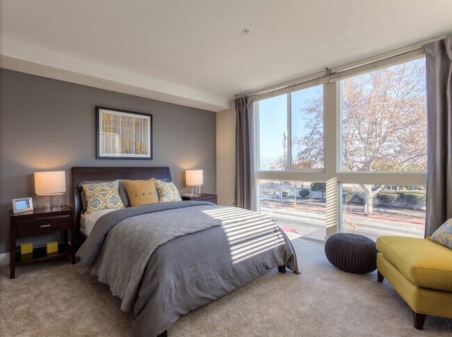 Photo - 937 W Julian St Unit ID1280474P