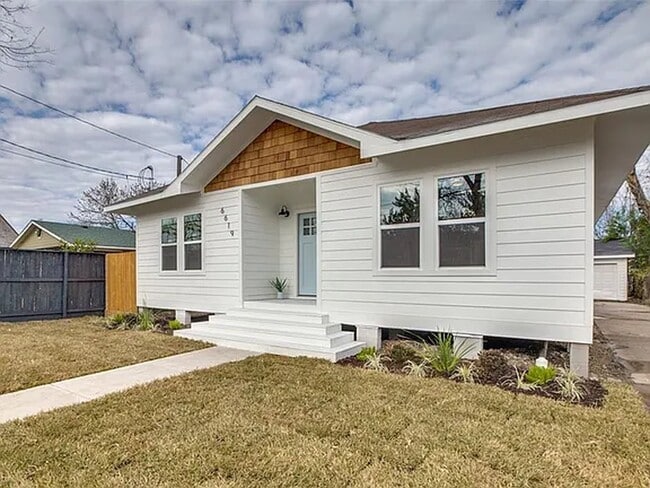 Photo - 6619 Sherman St