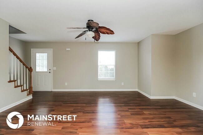 Photo - 1366 Nicole Ln