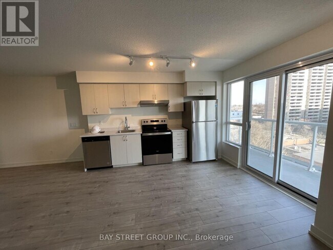 10 Wilby Crescent Unit 809
