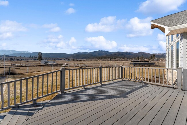 Photo - 5080 Old Bitterroot Rd