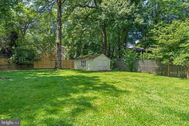 Photo - 905 Carole Ct SE
