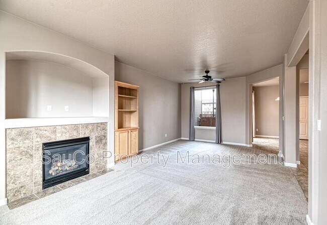 Photo - 3722 SE Oakleaf St