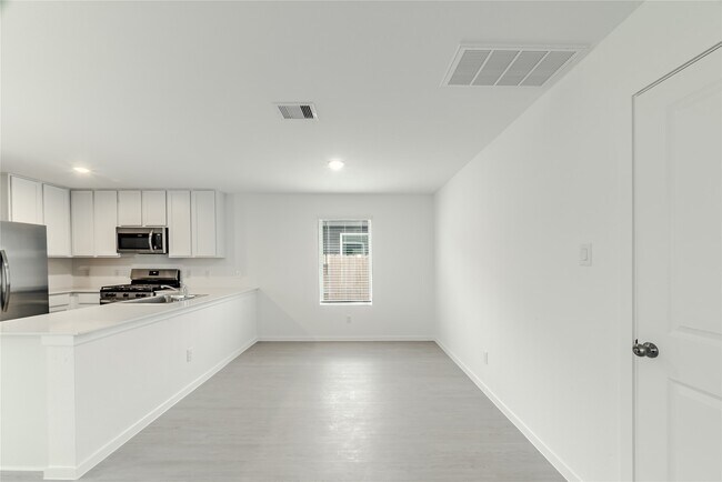 Building Photo - 18003 Valle Cupa Ln