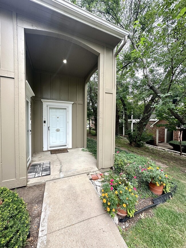 Photo - 12159 Hayes St