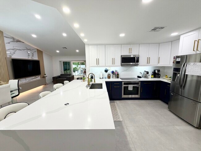 Photo - 4929 W Lakes Dr
