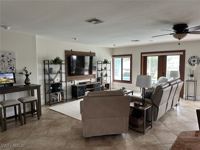 Photo - 13320 Marquette Blvd