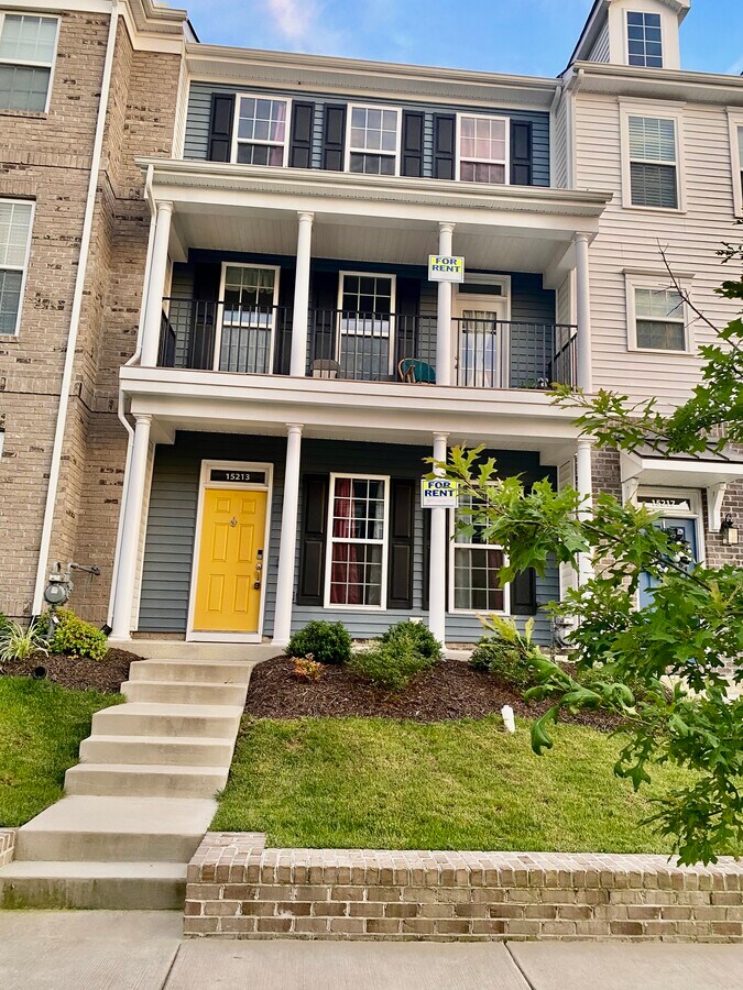 Photo - 15213 Dunton Ave